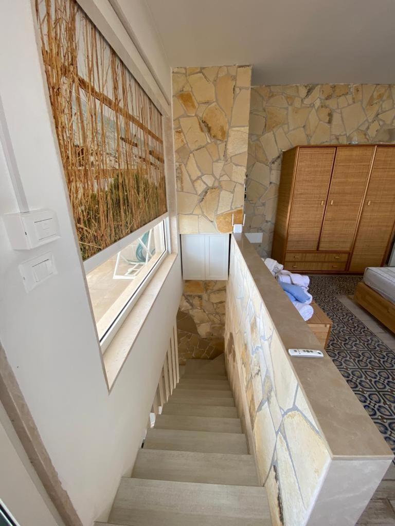 Casa Vacanze Illiria A Roca Vecchia Vicinissima Al Mare Екстериор снимка