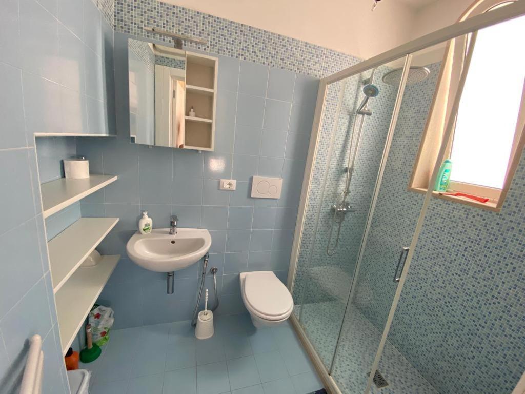 Casa Vacanze Illiria A Roca Vecchia Vicinissima Al Mare Екстериор снимка
